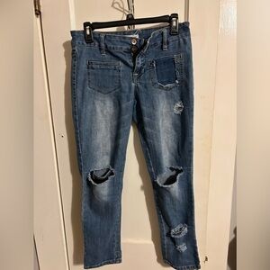 Doll House Capris